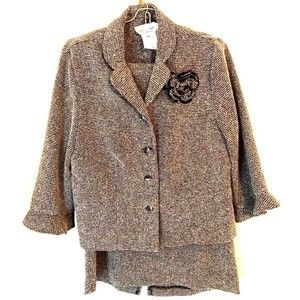 Miss Dorby Womens 2 Piece Skirt Suit Gray Tweed Rosette Brooch Petites 12P